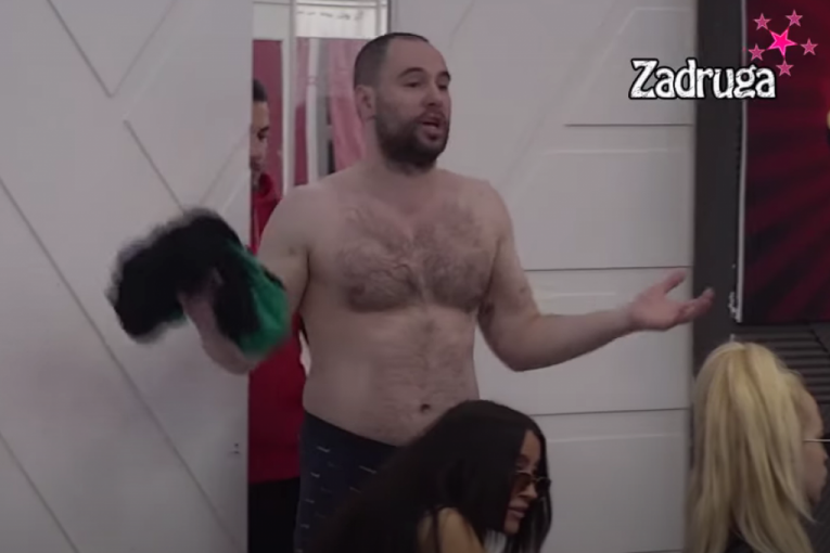 Zvezdan Slavnić se popeo na crni sto i skinuo go Zadruga 6