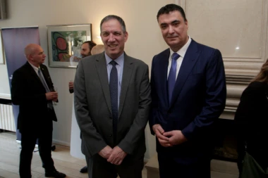 PONOVO USPOSTAVLJEN DIREKTNI LET OD BEOGRADA DO TEL AVIVA: Basta sa ambasadorom Izraela u Beogradu (FOTO)