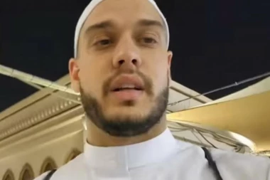 "RAZNEO ME JE..." Dejan Dragojević se VRATIO u Srbiju nakon hadžiluka i STRAVIČNIH PRETNJI, odmah se oglasio!