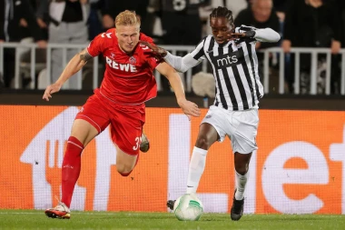 ŽESTOKA KAZNA! FIFA donela odluku: Ništa od transfera u naredna DVA PRELAZNA ROKA!