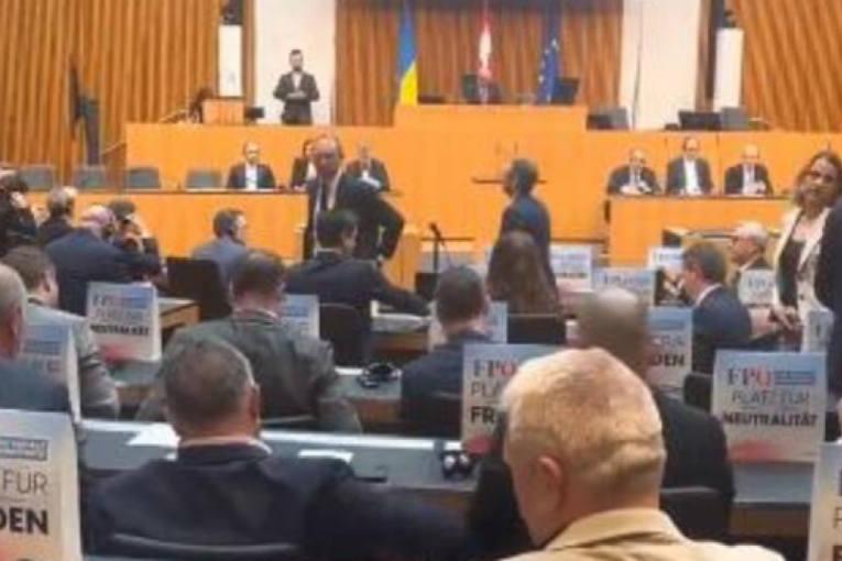 SKANDAL TRESE AUSTRIJSKI PARLAMENT: Zelenski započeo obraćanje, poslanici NAPUSTILI sednicu! (VIDEO)