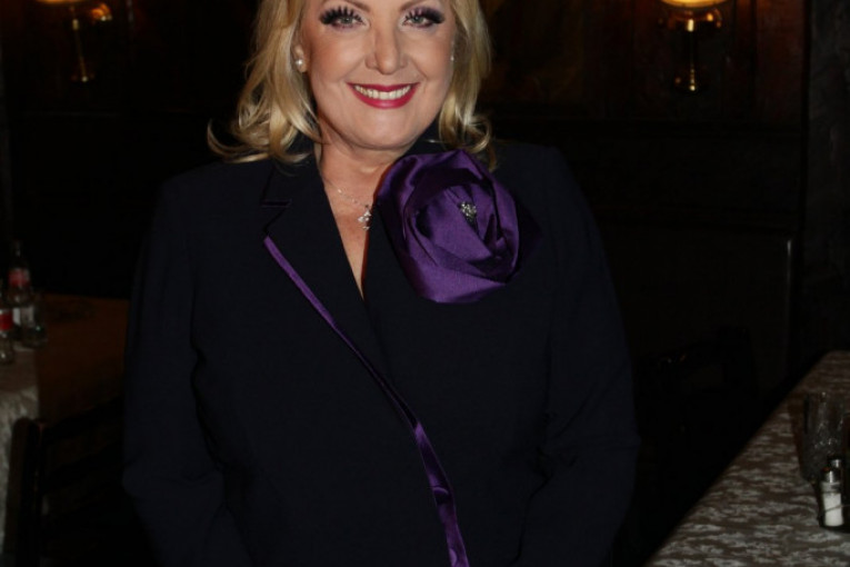 Snežana Đurišić pred nastup u Skadarliji 