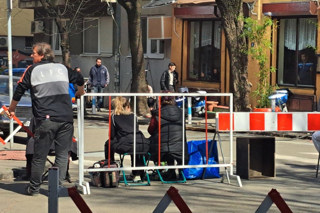 Husa Alijević u ulozi Džeja Ramadanovskog, film "Nedelja"