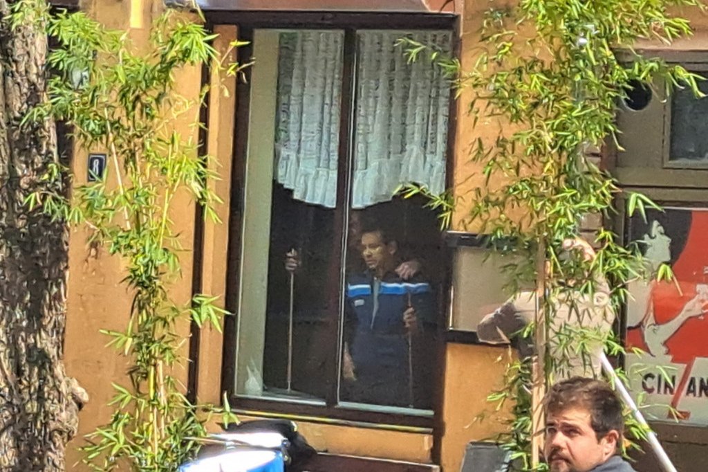 Husa Alijević u ulozi Džeja Ramadanovskog, film "Nedelja"