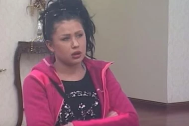 STARLETA U ZATVORU SAZNALA ZA SMRT U PORODICI: Teodora Radojičić otkriva detalje života iza rešetaka!