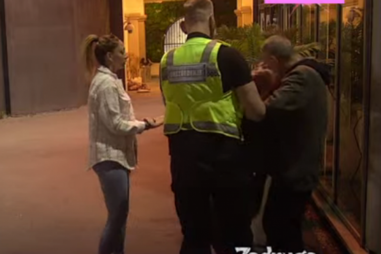 Anđela Đuričić lomi sve po imanju