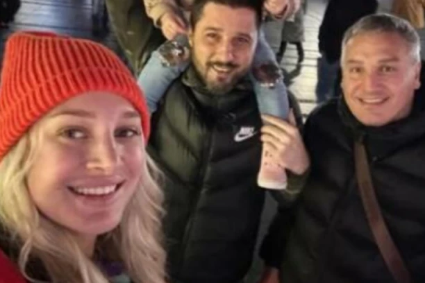 OGLASIO SE GAGI ĐOGANI NAKON VESTI O LUNINOJ TRUDNOĆI: Po drugi put postaje deda, ne može da obuzda sreću (FOTO)