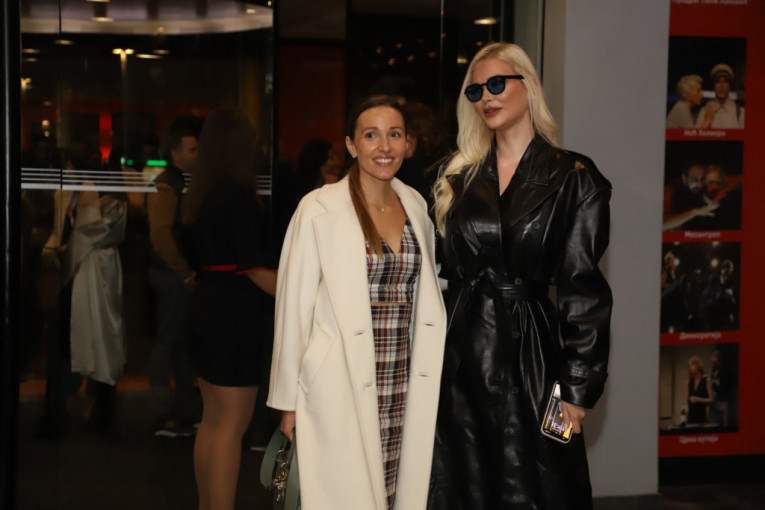 Jelena Đoković i Sofija Milošević