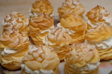 NAJSLAĐE PRINCES KROFNE: Ovaj trik primenjuju iskusne domaćice da testo ne splasne