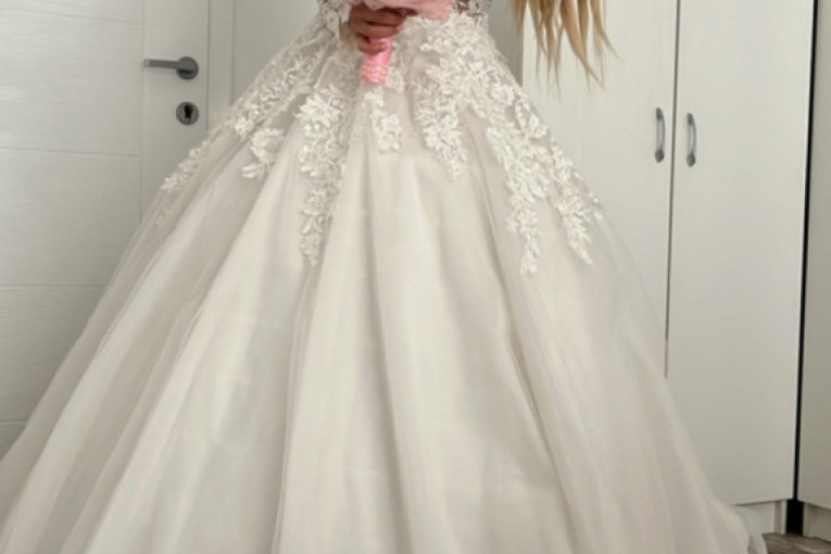 Dragana Spasojević u venčanici