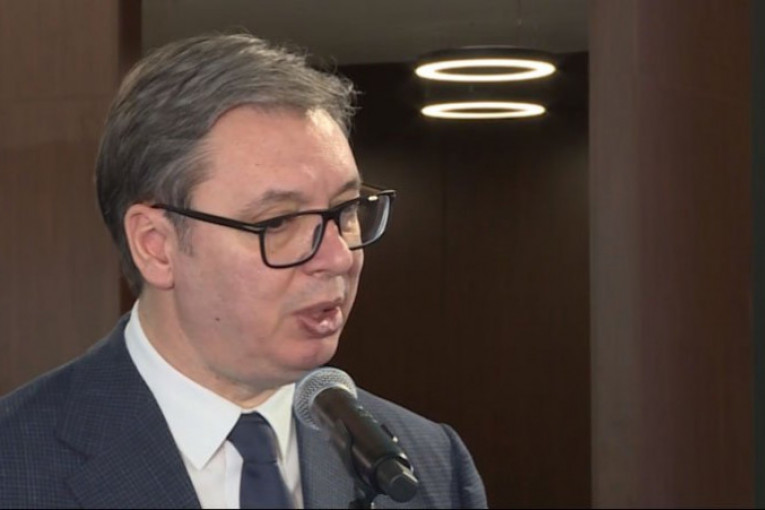 PREDSEDNIK VUČIĆ: Nadam se da će Milatović prvo posetiti Srbiju
