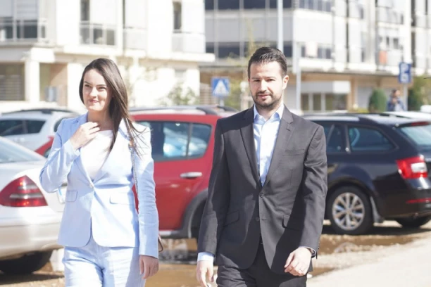 JAKOV MILATOVIĆ PROGOVORIO O PORODICI: Neću menjati navike zbog predsedničke funkcije, mene su oblikovale ŽENE!