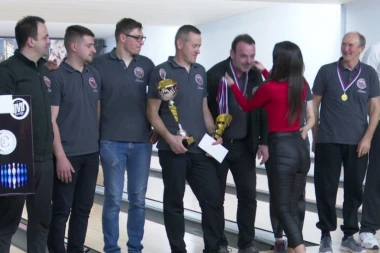 ZAVRŠENA PRVA PROFI BOWLING LIGA SRBIJE! Krupari podigli šampionski PEHAR!