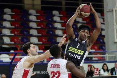 "PANTERI" NAMUČILI PARTIZAN: Ledej sačuvao prvo mesto crno-belima!