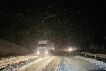 STOTINE VOZAČA ZAGLAVLJENO U SNEGU, IMA I POGINULIH: Snežna vejavica napravila HAOS u Rumuniji i Moldaviji, vlasti u panici poručuu građanima da OSTANU U KUĆAMA