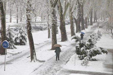 METEO-ROLERKOSTER U SRBIJI! Pljuskovi snega i snažan POLARNI VRTLOG,  a onda PROLEĆE!