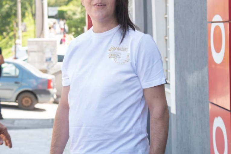 Ivan Marinković kao žena Zadruga 6