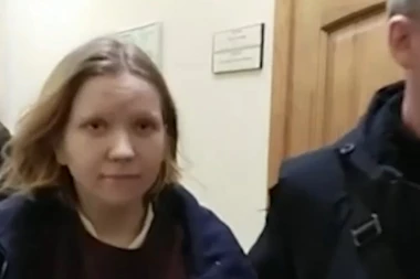 UBILA VOJNOG BLOGERA I RANILA JOŠ 30 LJUDI! Atentatorki na Vladlena Tatarskog odbijena kaucija!