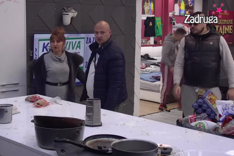 Bela kuća puna đubreta, sve smrdi, mama Džehvi pripala muka Zadruga 6