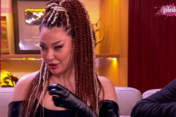 U ŽARU BESA LUPILA SAM GLAVU O GLAVU SVOG DEČKA: Sanja Vučić šokirala sve! RASKRVARILA SAM SEBI NOS!