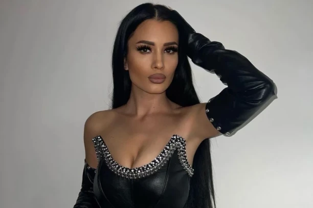 GLEDAJU SAMO KAKO DA TE PREVARE! Zorana Mićanović progovorila o "zmijama" na estradi! Evo šta je još otkrila o sebi! (FOTO)