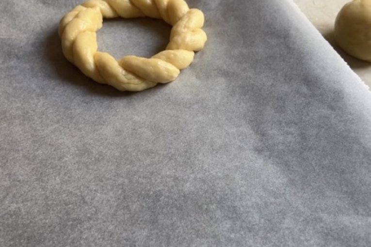 Krug od testa - venac