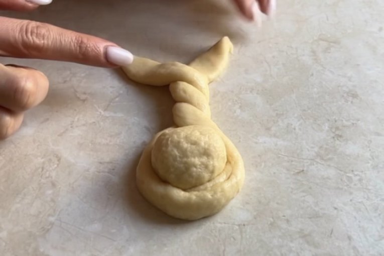 Zec napravljen od testa za Vaskrs