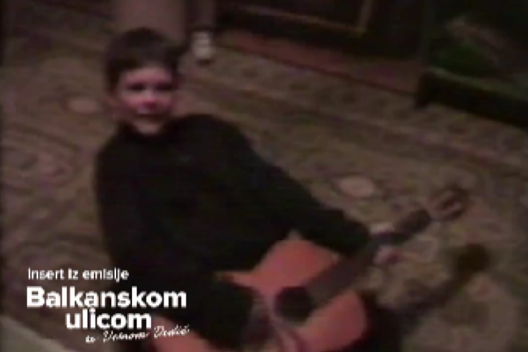 Miloš Biković kao mali slike