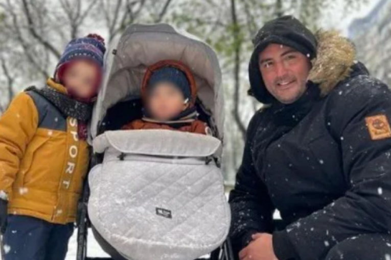 Maja i Alen Hadrović sa decom na snegu
