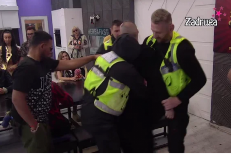 Zvezdan nasrnuo na Anu u Zadruzi