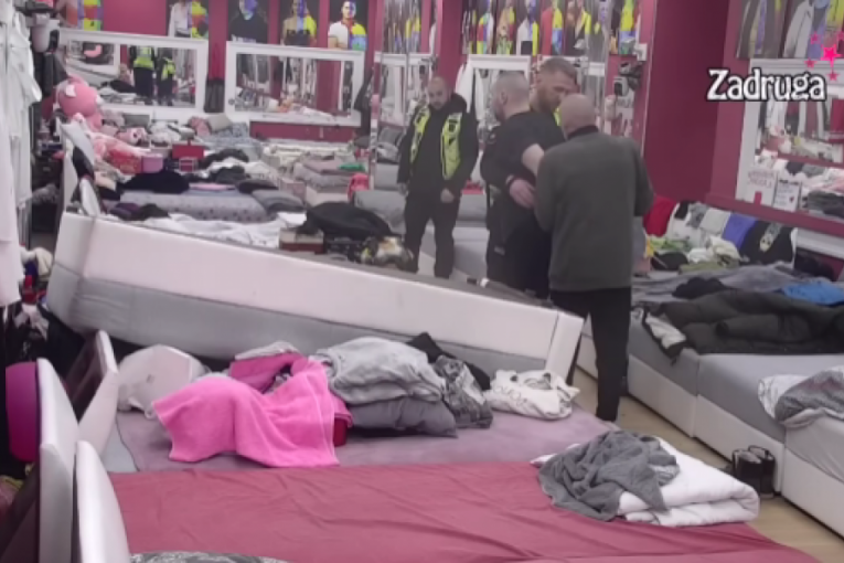 Zvezdan prevrnuo Ani krevet 