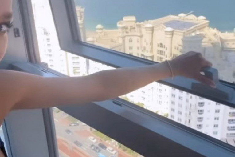 Edita Aradinović skače kroz prozor Instagram