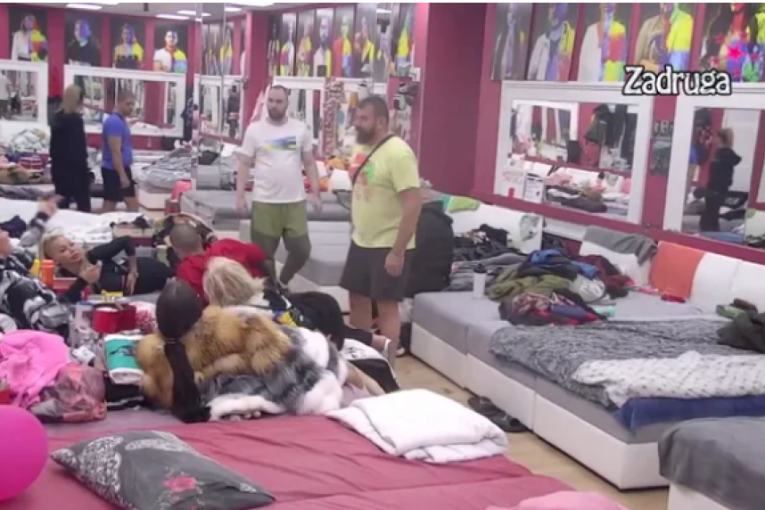 Ana Ćurčić napravila haos!