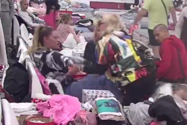 ANA NABOLA ZORICU U STOMAK! Pevačica se PRESAVILA OD BOLOVA nakon kurcšlusa na imanju, jedva govori! (VIDEO)