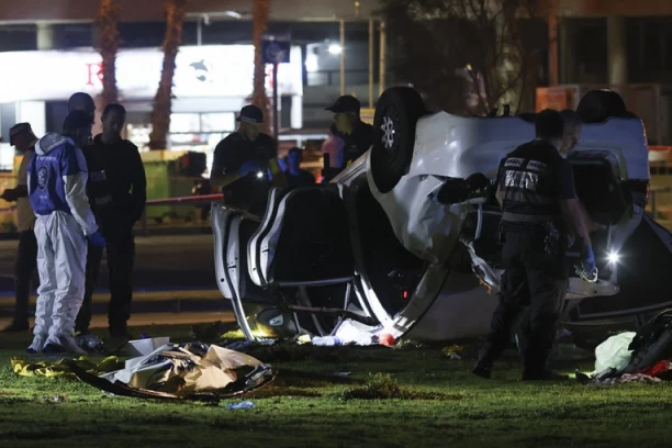 UBICA JE VOZIO I KRENUO DA PUCA NA CIVILE! Detalji terorističkog napada u Izraelu TEŠKO POVREĐENA devojčica (17)! (FOTO)