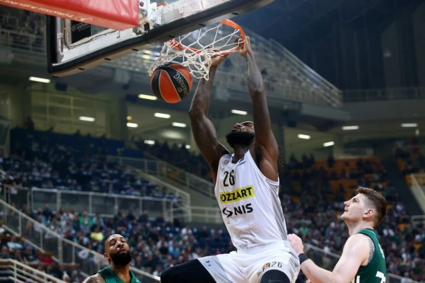 BUM TRAS! Postignut dogovor za dugogodišnju licencu!