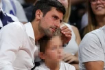 Novak i Karlos igrali, Stefan Đoković UKRAO ŠOU! Sin srpskog tenisera PRIŠAO ŠPANCU, pa sve IZNENADIO! (FOTO)
