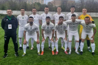 SERIJI POBEDA DOŠAO JE KRAJ: Kosovskomitrovački fudbaleri poraženi na kragujevačkom "Bubnju"!