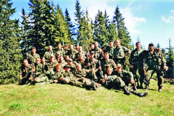 DRŽAVO, MENJAJ OVO: Inicijativa Republike i Srpskog telegrafa: Neka uče srpski đaci gde su ginuli junaci!