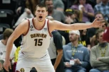 NIKOLA, KAKO SI TO USPEO? Jokić napravio najbrži faul u istoriji NBA lige! (VIDEO)