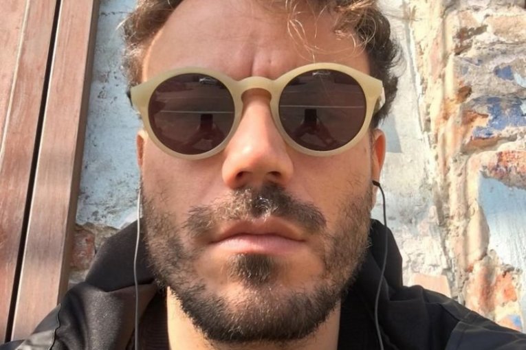 Brat Relje Popovića, Milan Popović