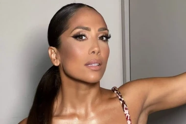 ŠOK TRANSFORMACIJA NAŠE PEVAČICE! Promenila lični opis, potpuno neprepoznatljiva! (FOTO)