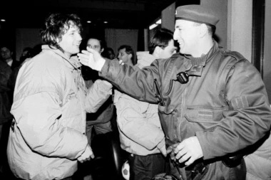 ŠOKANTAN DEO IZ AUTOBIOGRAFIJE SINIŠE MIHAJLOVIĆA: "Arkan me je prevodio preko mina, svaki korak do kuće mi je praćen"