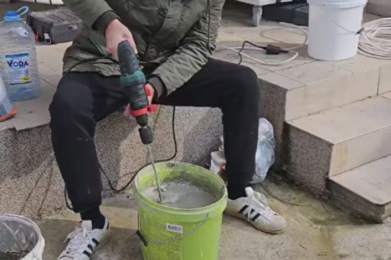 Ljuba Perućica i Katarina Kolozeus Instagram