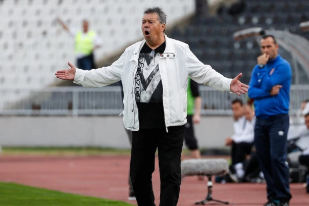ČIKA MIŠA NASTAVIO NIZ! Treneri se u Srbiji menjaju BRZINOM SVETLOSTI: Kolubara DRŽI REKORD, Partizan u SAMOM VRHU!