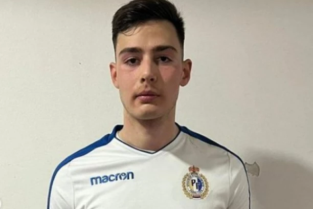 ČUDNI SU PUTEVI BOŽIJI: Praunuk istaknutog člana Jugoslovenske vojske u otadžbini, poneo dres KFK Ravna Gora!