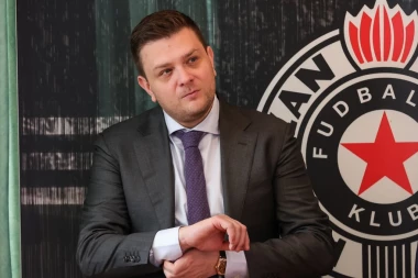 VAZURA LUPIO RUKOM O STO: Direktor NAREDIO ko će voditi Partizan u večitom derbiju, BIĆE TO LEGENDA KLUBA