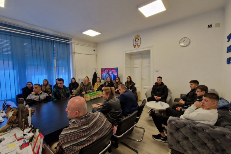 Deca sa Metohije u poseti SSS-u