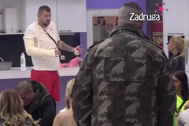 SUOČAVANJE NAKON LOMLJENJA KOSTIJU! Janjuš i Car u četiri oka, tenzija se može seći NOŽEM! (VIDEO)