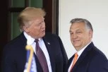 ORBAN NOSI ŠAMPANJAC TRAMPU: Premijer Mađarske putuje na Floridu, a pored zdravice planiraju i OVO da urade